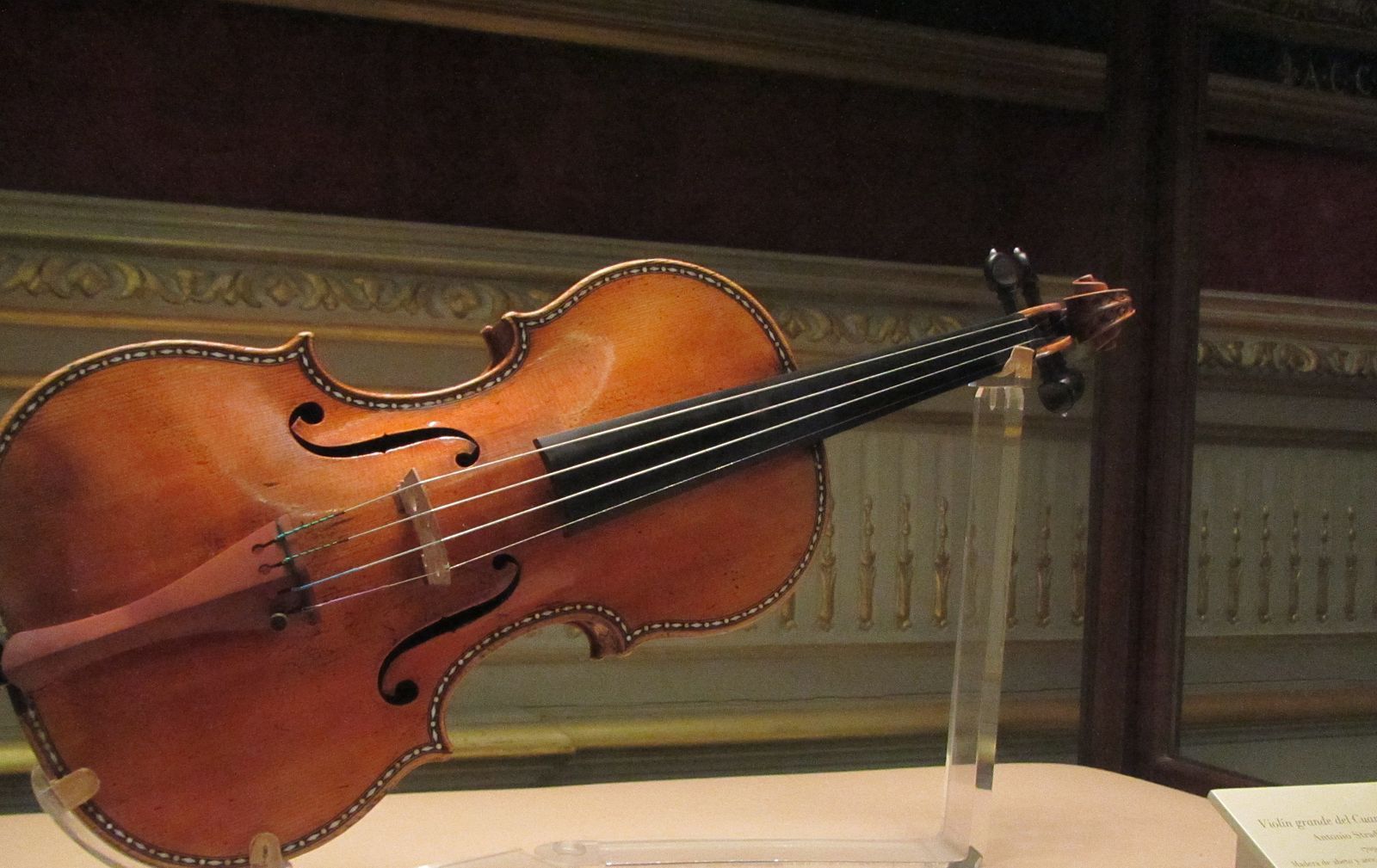 Stradivaris Genius Five Violins One Cello and Three Centuries of
Enduring Perfection Epub-Ebook