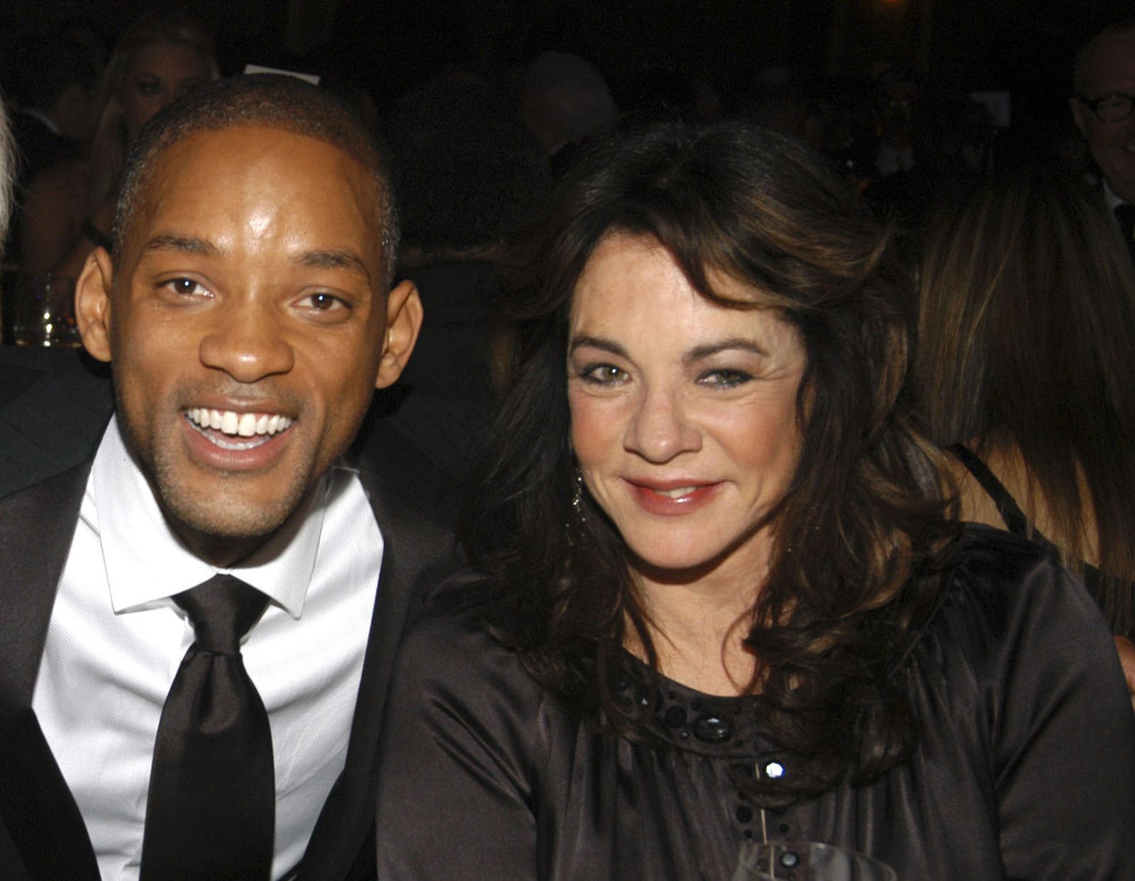 S10 Ep44: 11/04/21 - Will Smith Reveals He Fell in Love with His 'Six Degrees of Separation' Co-Star, Stockard Channing, While Married